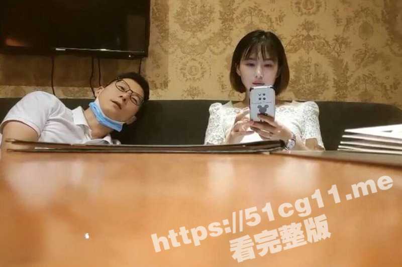 换妻游戏 两名极品人妻互换老公 体验高潮新境界 还没插床单就湿了 各自用肉棒征服对方老婆-51吃瓜网