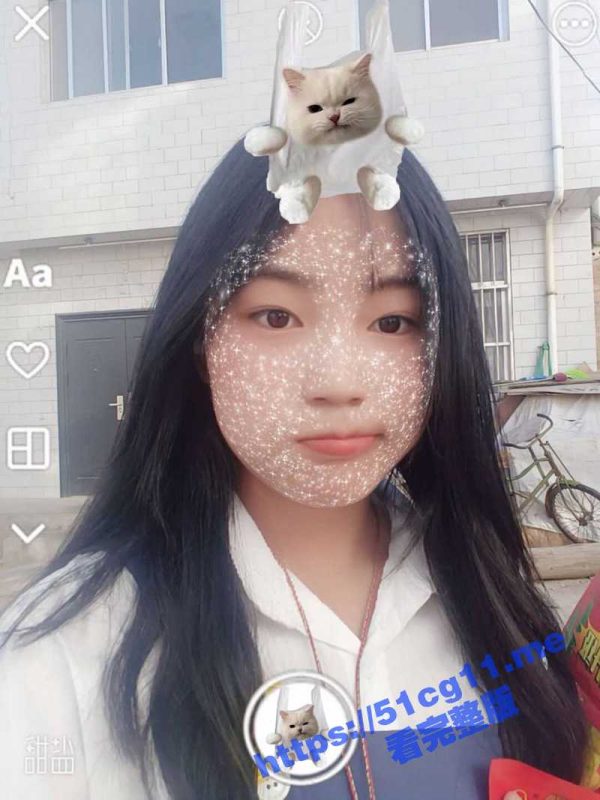 清纯女大学生掰开粉嫩小穴给你看！柳州职业技术学院 何雯婷 遭网调视频曝光 感觉逼毛都还没长齐！-51吃瓜网