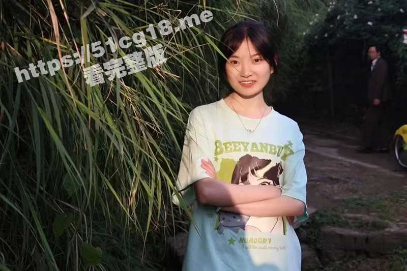 贵阳00后反差母狗 杨小雪 背着男友兼职卖批被探花大神偷拍 卡哇伊软萌仙女 惨遭老猛男暴力摧残！-51吃瓜网