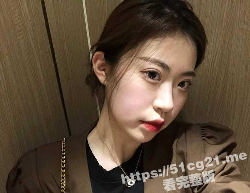 瓜友真实投稿 成都高新区气质学生妹 吴婉静 修电脑时泄露 自慰骚拍淫穴特写视频-51吃瓜网