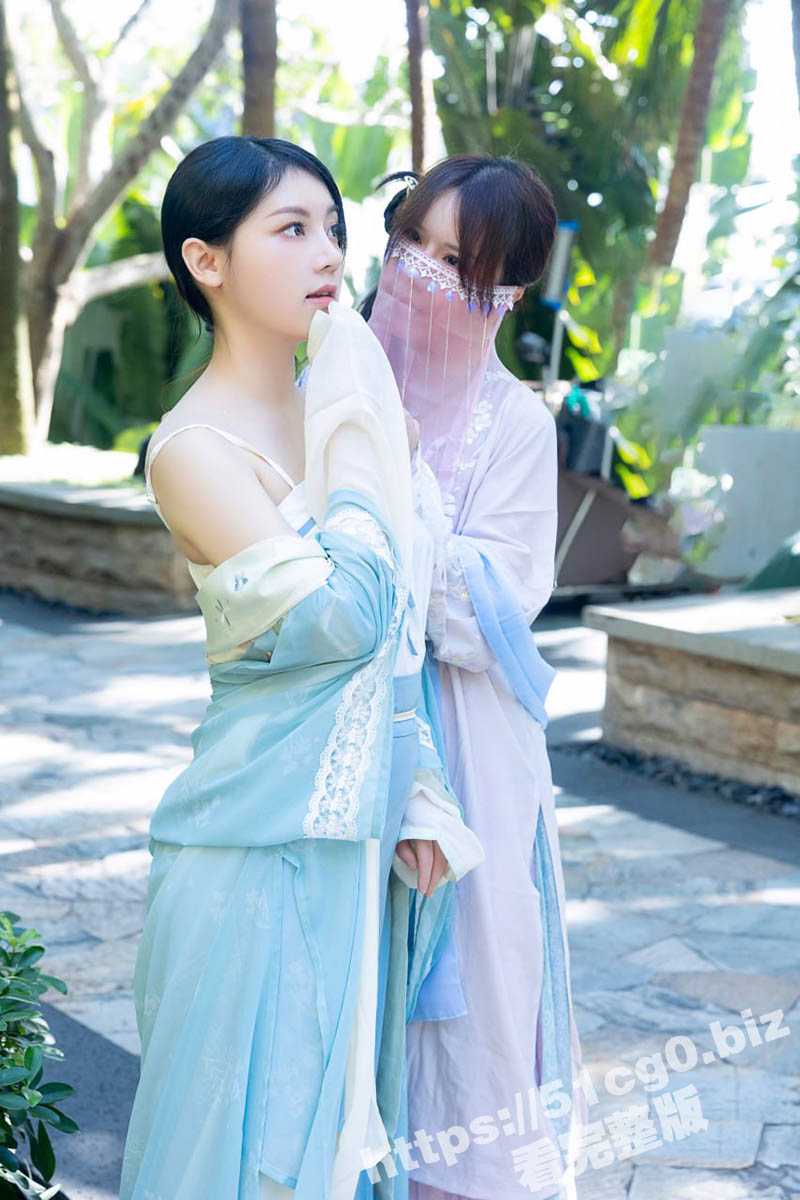 秀人网甜美可爱型美女 豆瓣酱 最新双人给力作品 舔脚磨豆腐玩奶玩逼 两个尤物身材的摩擦 - 51吃瓜网-51吃瓜网