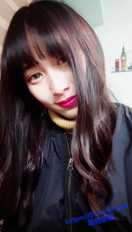 云盘泄密 被学校选为礼仪小姐 与男友打个庆祝炮！被男友干的欲仙欲死！-51吃瓜网