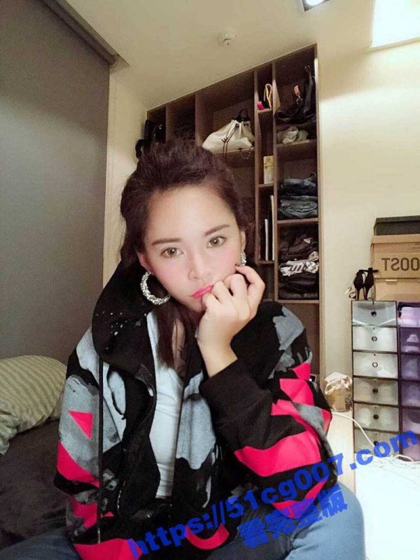 性感高颜值极品刺青美女 和男友之间的私密视讯 四点全露被渣男曝光 遇人不淑啊-51吃瓜网