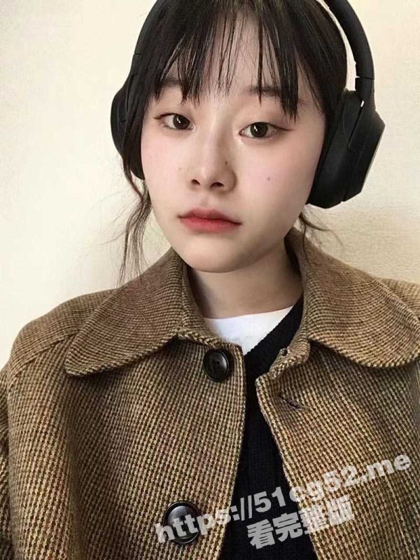 别人的女友就要当狗操 南京医科大学研究生朱心怡 宿舍露奶自慰勾引网友  翘起大屁被炮友疯狂后入-51吃瓜网