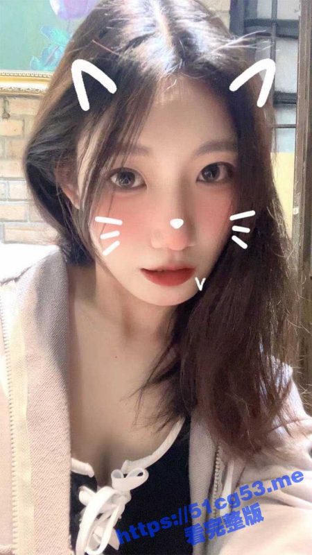 广州神颜绝美身材骚母狗龙晶晶 19岁极品校花 喜欢颜射口爆 在学校厕所经常玩4p 还在野外多人群交-51吃瓜网