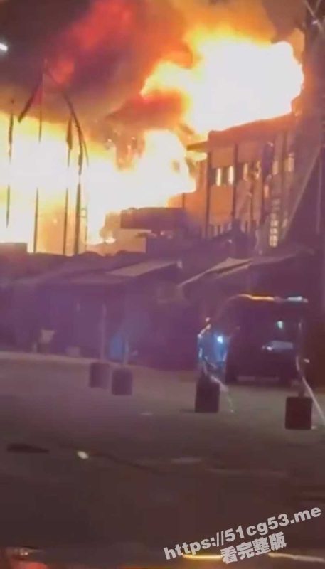 4月9日凌晨2点 广州芳村百艺城发生火灾 中国最大的花鸟市场 多少商家的心血一夜之间破产啊!-51吃瓜网