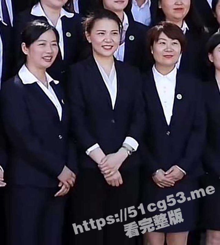 又一个骚老师 极品身材反差人民教师 超喜欢后入的荡妇 有老公也忍不住出来约炮 非常开放玩的很花-51吃瓜网