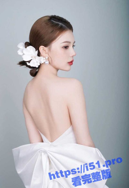 颜值非常顶的白嫩反差大学生 在床上被男友用手指直接扣弄到浑身抽搐高潮！-51吃瓜网