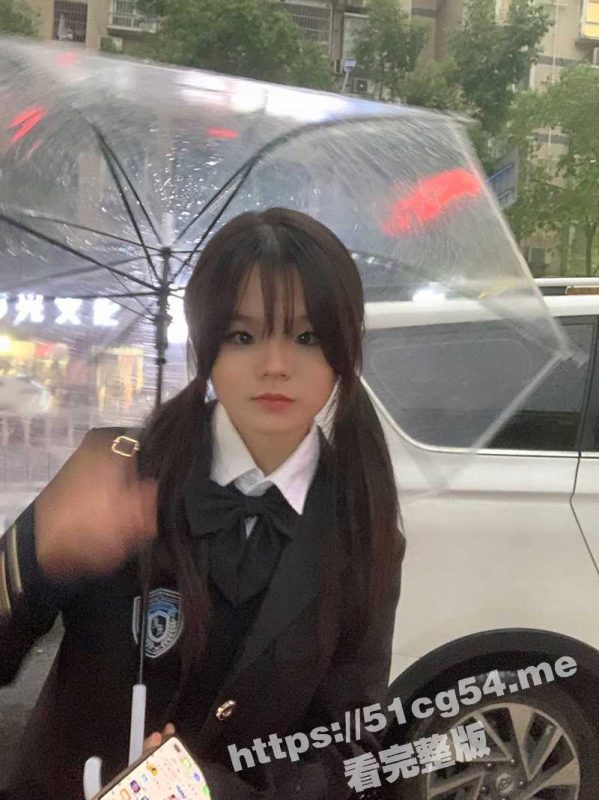 广州极品嫩妹 杨婷婷 因为一颗痣被曝光 没想到表面清纯可爱美少女 私下却是淫荡小母狗-51吃瓜网