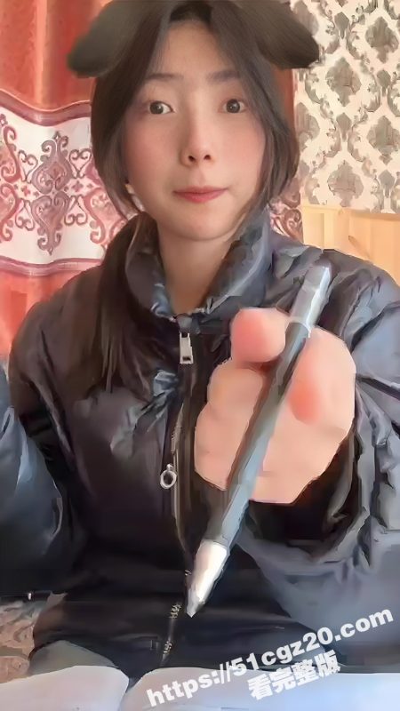 抖音撩骚西藏嫩妹德西 发裸照勾引瓜友 有男友后遭瓜友威胁 厕所偷偷裸聊自慰！-51吃瓜网