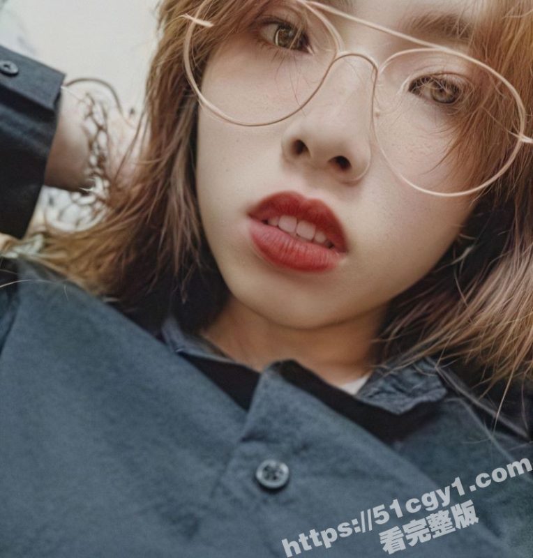 约炮清纯可爱的美发设计师 酒店性爱惨遭偷拍 各种姿势层出不穷 后入爆操淫荡不堪！-51吃瓜网