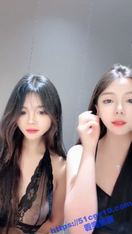 高颜值极品女神 模 携手闺蜜上演两凤一龙戏码 双舌齐舔大肉棒 轮流享受肉棒冲击 场面淫靡至极！-51吃瓜网