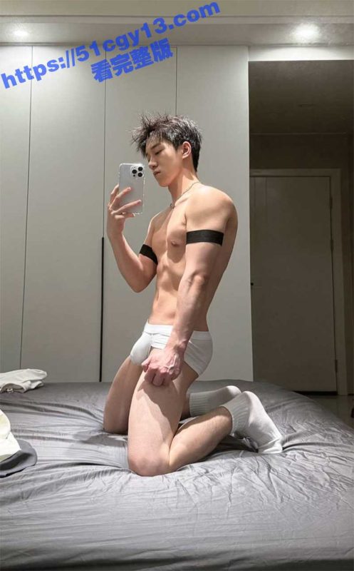 肌肉猛男体育生打桩合集 18CM巨根无情暴虐大奶美女骚穴 操的妹子全程抽搐哭着求饶 骚逼都被操穿啦！-51吃瓜网