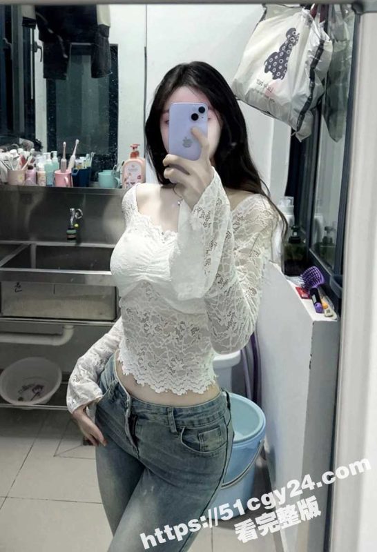 瓜友投稿！约炮极品大一学妹私拍合集 清纯少女破处后性瘾极强 竟主动开房无套求操！-51吃瓜网