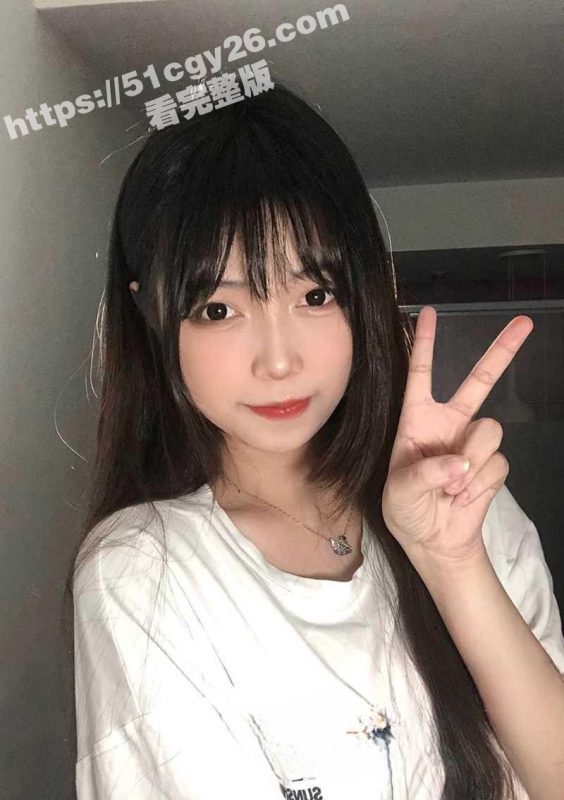 河北传媒学院 柳欣怡 背着男友出轨成性 主动扭腰狂蹭炮友肉棒 画面十分激烈！-51吃瓜网