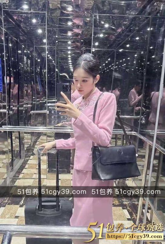 51包养 高端外围 | W1SH061510 上海顶级颜值空姐 皮肤光滑细腻 质量保真 假一罚十-51吃瓜网