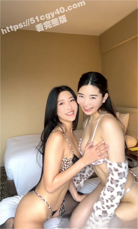 日本高人气女优 水川堇 女同私拍合集 携手闺蜜激情百合 舌尖交织尽显骚姿媚态!-51吃瓜网