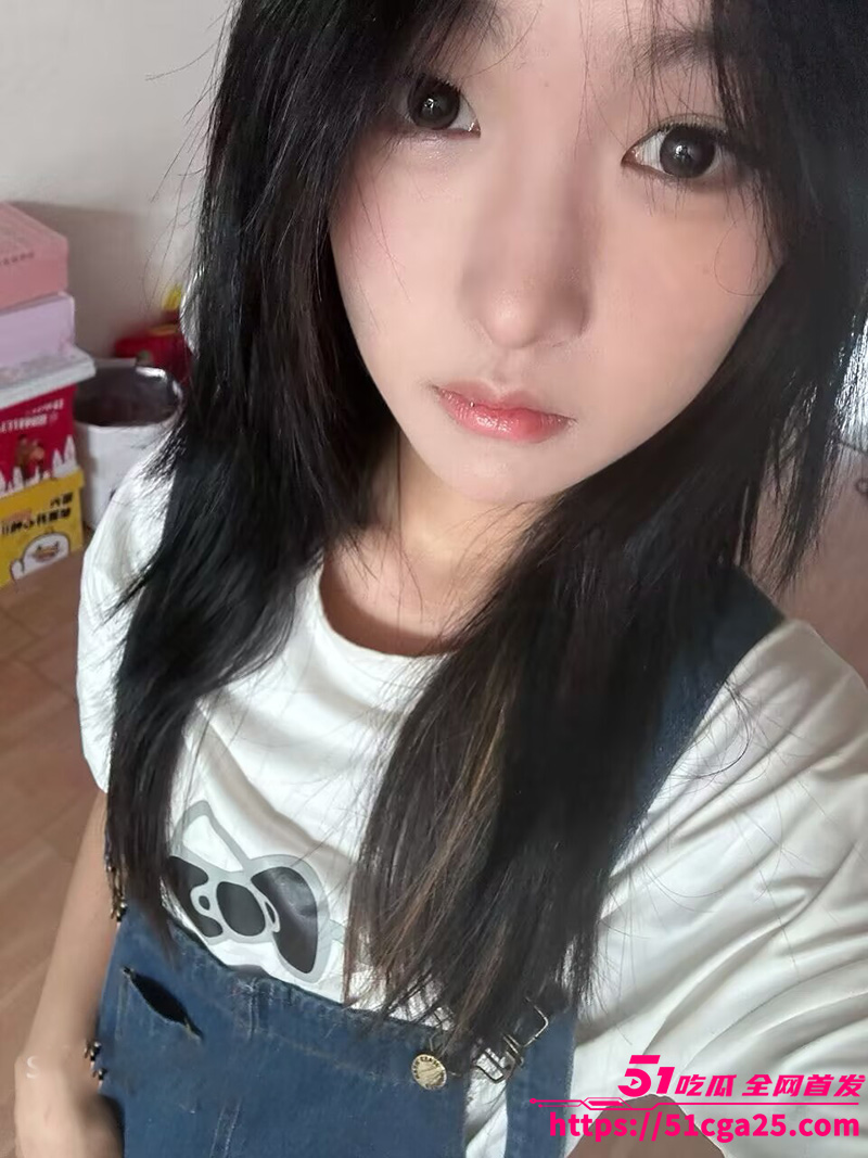 泡良大神 fKabuto 约炮极品大奶学生妹 各种调教道具齐上阵 小穴都干肿啦! - 51吃瓜网-51吃瓜网