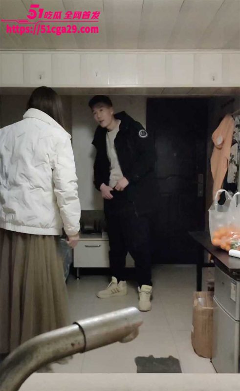 南京红姐事件之阳痿哥 红大爷裙子都脱了哥们软的不行 最后只好含泪提裤子退场 堪称红大爷职业生涯最大滑铁卢！-51吃瓜网