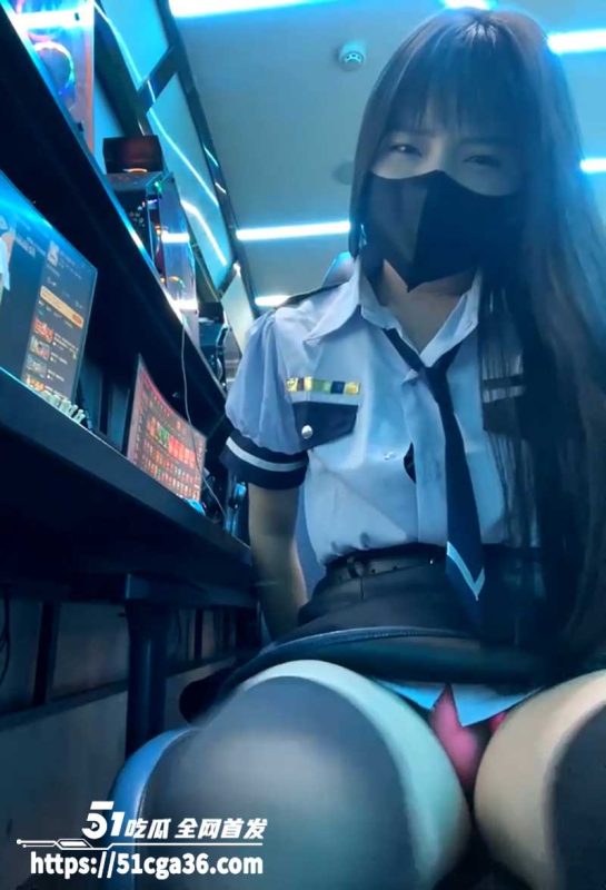 超纯学生妹 xiao-Lin  藏在网吧里玩露出直播！跳蛋狂震揉胸发骚 淫水狂流沾满双手 高潮抖动颤栗不止！-51吃瓜网