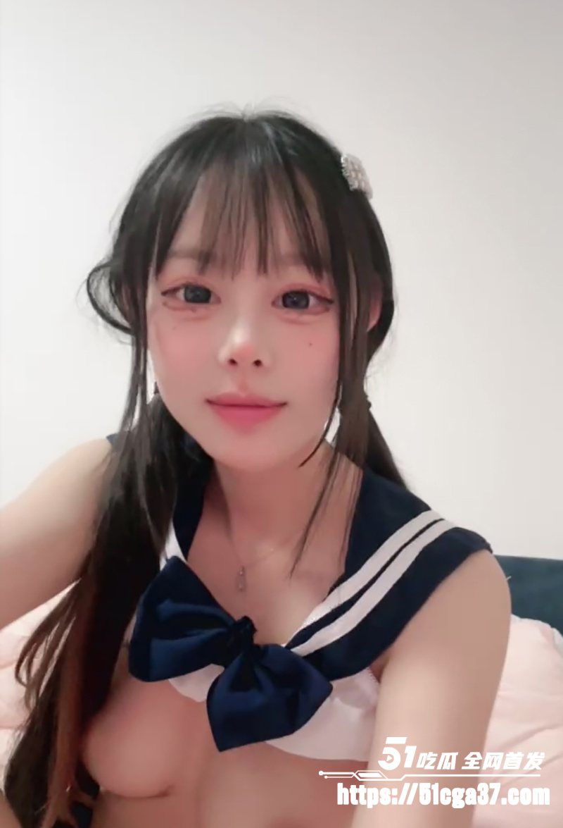 清纯学生少女 六六 跟男友做爱直播捞金 巨乳翘臀反差十足 各种视角欣赏大肉棒猛插馒头嫩穴！ - 51吃瓜网-51吃瓜网