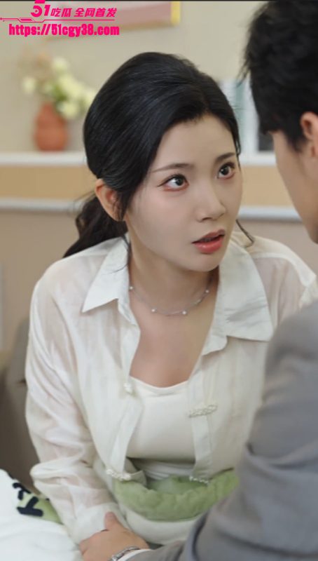 每日短剧《挥之不去的梦魇》异性恐惧症患者为治愈心中疾病 接受催眠治疗后疑似遭侵犯！-51吃瓜网