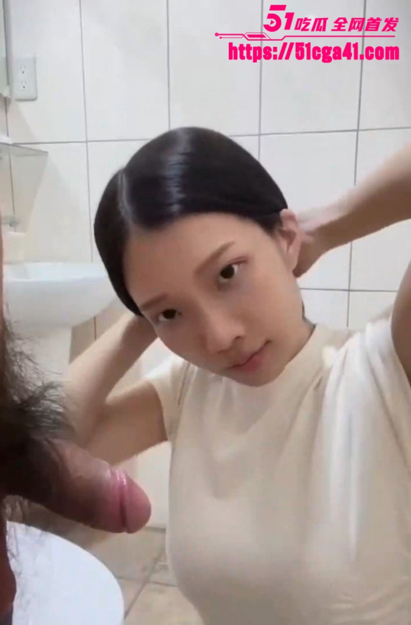 河北美甲店老板娘 宁欣 为捞金下海黄播 户外厕所多角度大秀 深喉拉丝眼色魅惑 简直男人的精盆! - 51吃瓜网-51吃瓜网