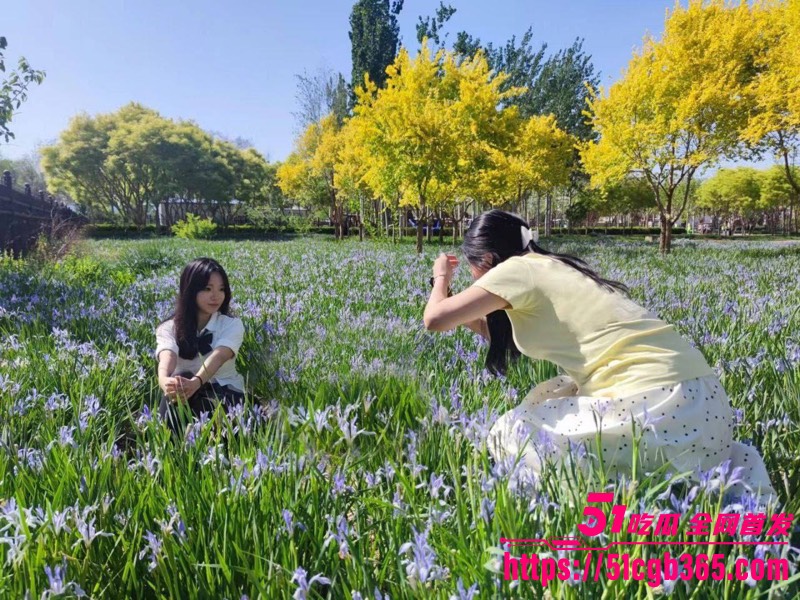浙江女大学生 冯思颖 跟学长做爱视频泄漏 高冷美女调教成淫荡母狗 蜜桃翘臀被学长后入狂操！-51吃瓜网