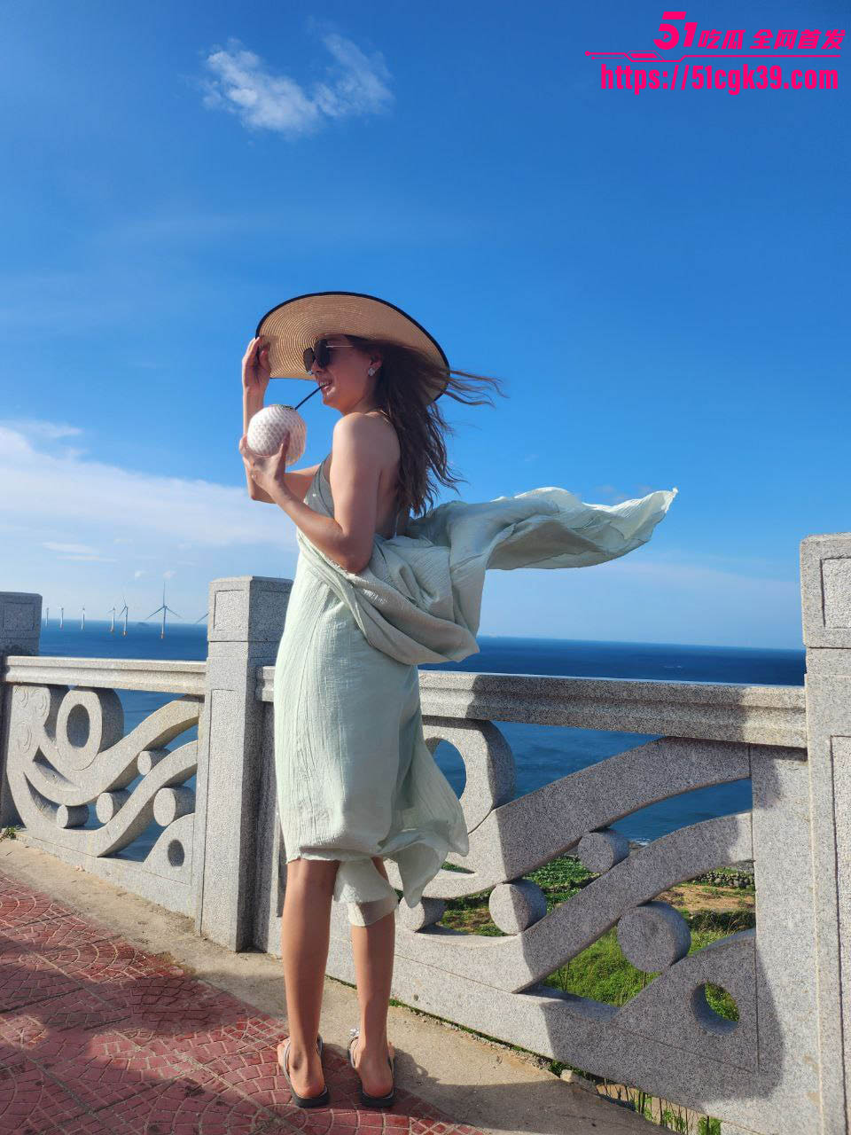 大神调教极品人妻 情情趣内衣紧裹翘臀 豪乳傲然骚穴粉嫩 无套后入失禁狂喷! - 51吃瓜网-51吃瓜网