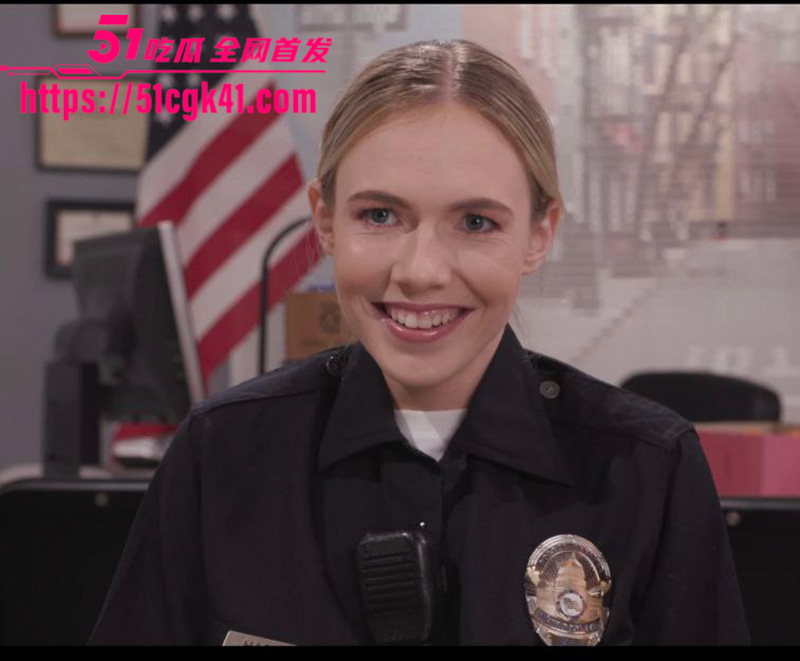 美国艳星 Rhyder 警察局多人群P大作 口交女上后入轮番上阵 骚穴被轮流抽插 高潮痉挛场面淫靡至极！-51吃瓜网