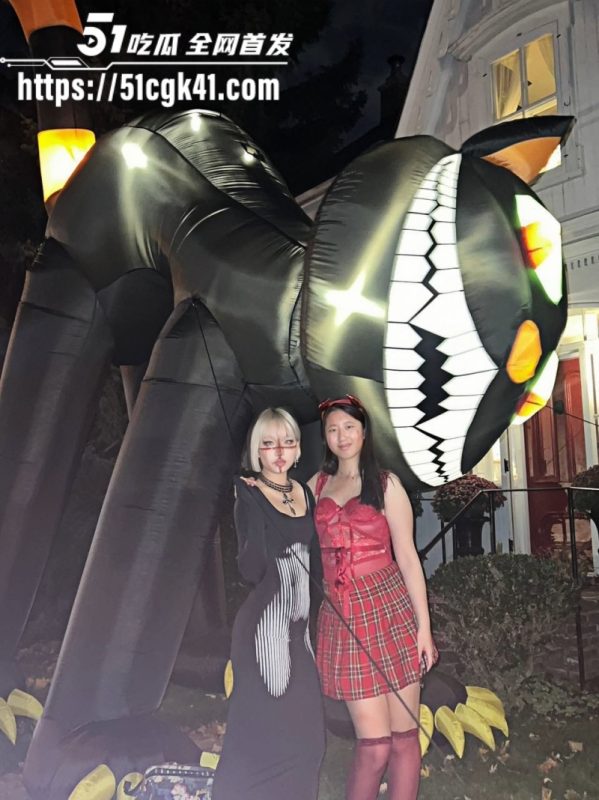 东莞小情侣云盘泄露 小母狗M属性爆棚 竟喜欢户外露出暴力调教 男友内裤塞嘴后入高潮翻白眼！-51吃瓜网