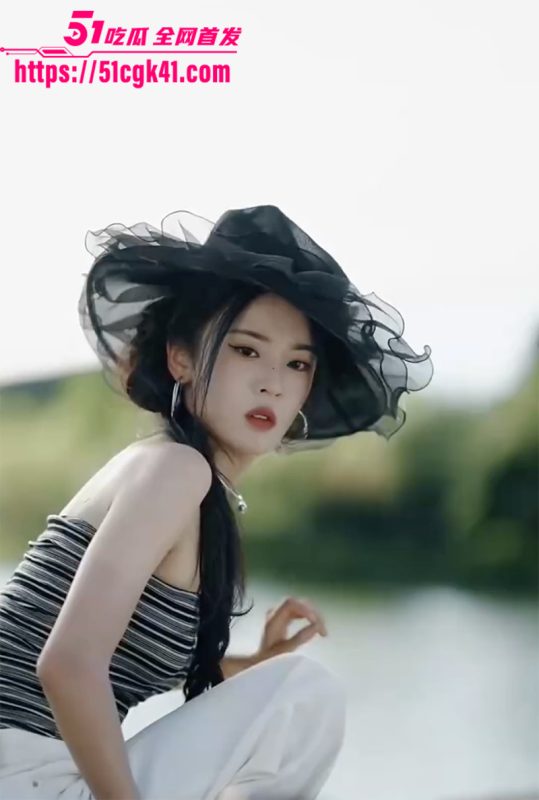 每日短剧《我能听懂动物说话》穿书后我竟能听懂听懂动物语言 所到之处全是命案现场-51吃瓜网