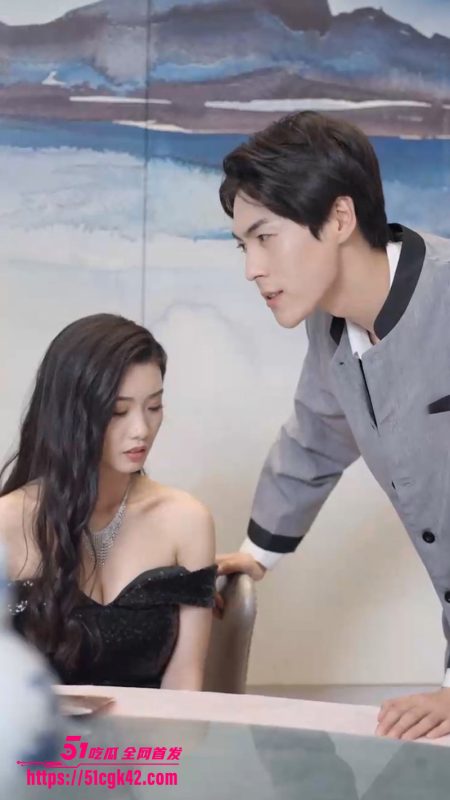 擦边短剧《逆袭翻身记》外卖小哥撞见老婆与别人偷情 一怒之家选择回家继承亿万家产!-51吃瓜网