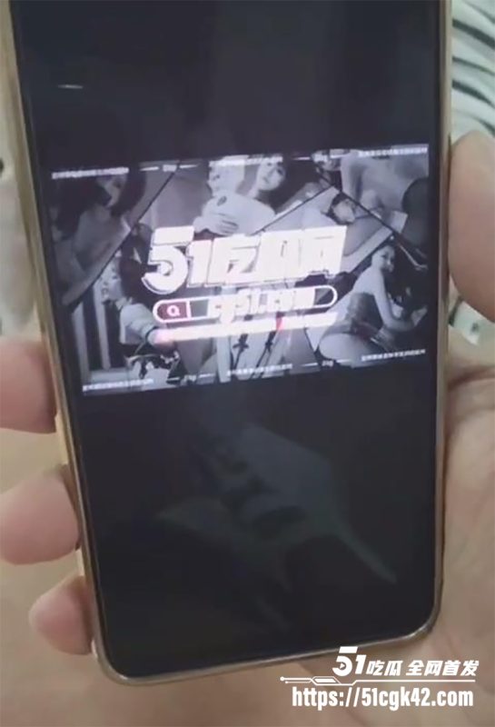 51原创博主 大咪咪 乱伦新作！偷窥肥臀妹妹洗澡被抓包 反遭骚货勾引玩无套 狂干爆操激情内射 超刺激！-51吃瓜网