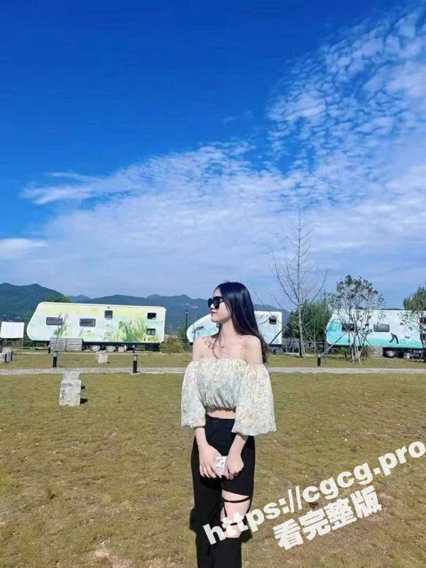 瓜友分享 极品大长腿女友 我觉得这个应该用传教士好点 然后抱着腿操 这么一双大长腿不能浪费了-51吃瓜网