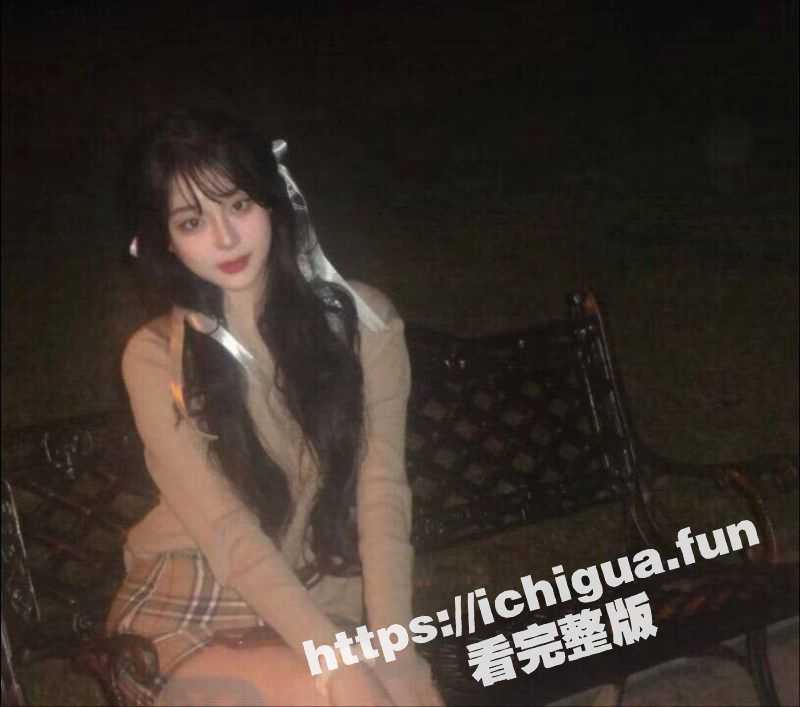 重庆工商学院 极品系花 陈芸萱 男友即瓜友 投稿分享自己的淫荡小母狗 超级嫩！被操到求饶！-51吃瓜网