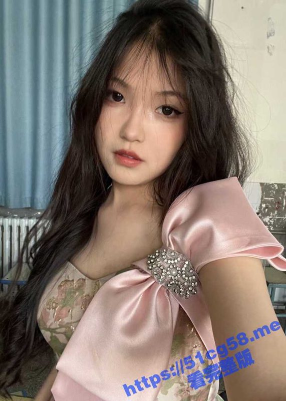 陕西咸阳 高中毕业 嫩学妹 李子月 被求复合不成的前男友曝光性爱视频 骚穴菊花大特写超黄超带感！-51吃瓜网