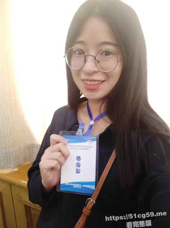 福建泉州的陈佳欣博士被男友恶意偷拍了性爱视频，并在网络上广为流传 母狗形象极其反差-51吃瓜网