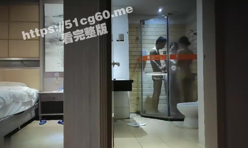 千人斩探花！双飞大战极品反差姐妹花 鸳鸯浴三人互舔轮番口交 双洞齐开一起操！慕了！-51吃瓜网