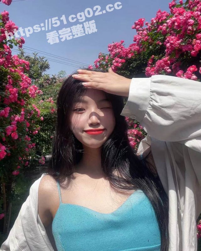 广西崇左小坦克女友卸妆后区别有点大呀 不过奶子确实顶 这种肉肉的身材操起来可润了-51吃瓜网