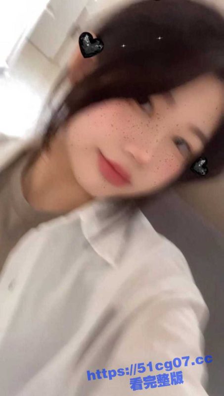 香港女大学生参加同学会 被灌醉带走肆意玩弄 粉嫩的小穴早已水汪汪-51吃瓜网