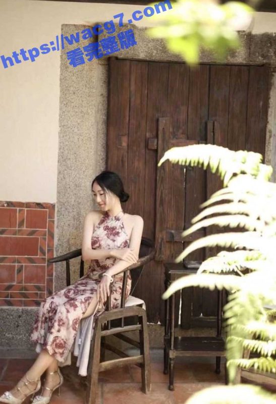 职业学院微胖母狗 李义 非常有肉感的身体喜欢发裸照勾引网友 被网友扇屁股爆操-51吃瓜网