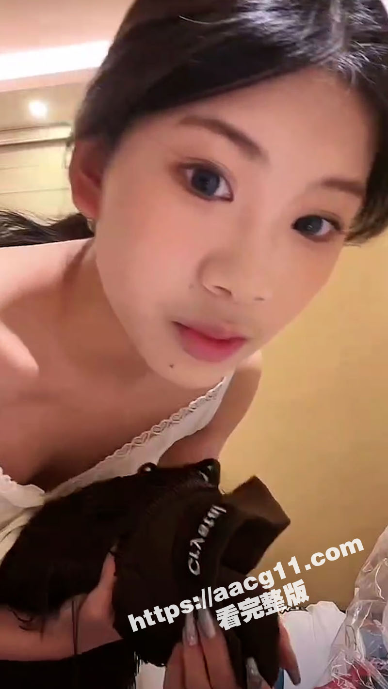 抖音女主播擦边漏奶大合集 骚鸡直播间在线揉奶子呻吟 抖音官方是睡着了吗还是也爱看啊 - 51吃瓜网-51吃瓜网