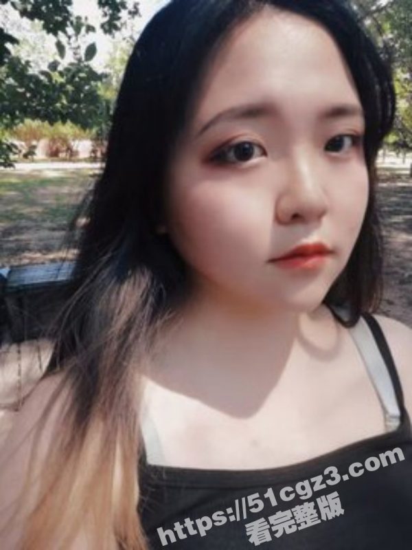 北京24岁眼镜小坦克张榕轩 性爱视频流出 后入猛撞肥美肉臀 舒爽叫声极度淫荡-51吃瓜网