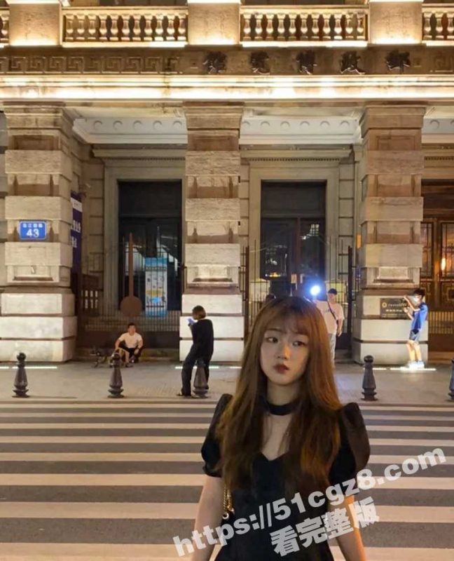 上海半岛酒店调教门事件 富二代包养的极品小母狗体制敏感一碰就疯狂喷水 淫荡本性暴露无遗-51吃瓜网