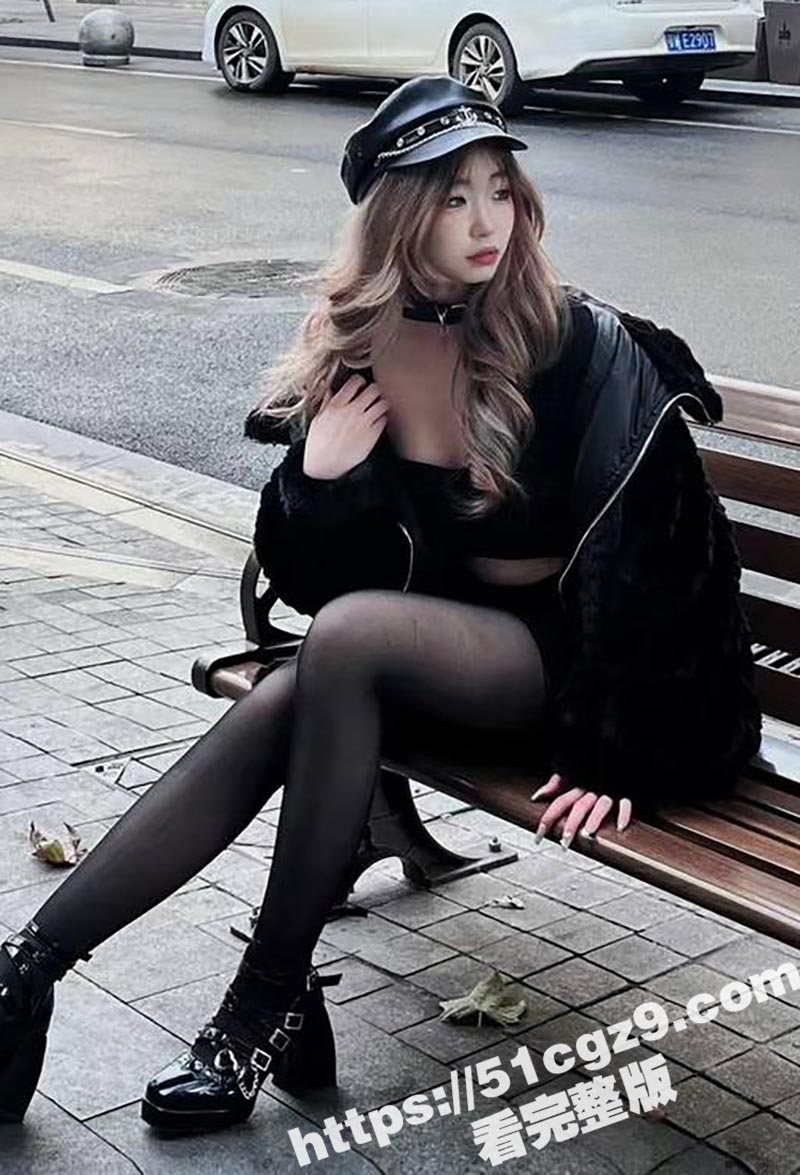 四川成都美女伴游 李瑾萱 卖逼视频曝光 3000一天陪玩陪睡 高颜导游变母狗捞金榨精 无套后入淫骚至极 - 51吃瓜网-51吃瓜网