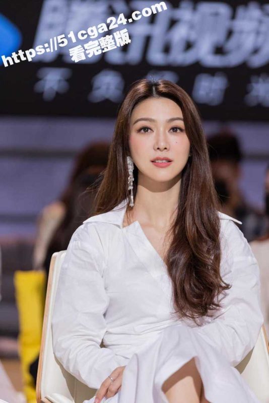 香港最后一个少女 薛凯琪 与富豪黑人男友同居3年多次出入酒店 性爱视频大曝光 兔子警官激战黑屌炸翻全网！-51吃瓜网