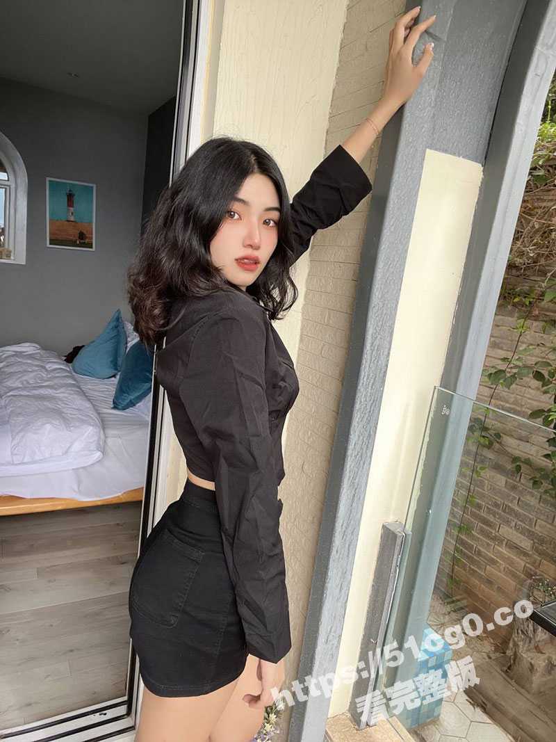 瓜友投稿曝光 广州工商银行 许雅琪 不雅视频流出 白天柜台上班 天天晚上出去酒吧约炮！ - 51吃瓜网-51吃瓜网