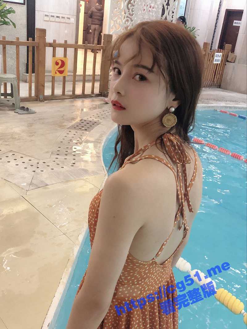 重庆反差骚婊 赵红艳 与同居男友性爱自拍泄密流出 有点异域风味 最后还有人对着她照片打飞机！ - 51吃瓜网-51吃瓜网