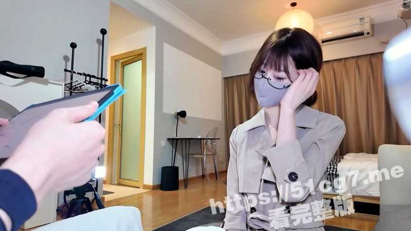 极品实习生 Colo酱 献身服务老板 高跟黑丝OL嫩穴侍奉 深情口交吃鸡 后入蜜桃臀! - 51吃瓜网-51吃瓜网